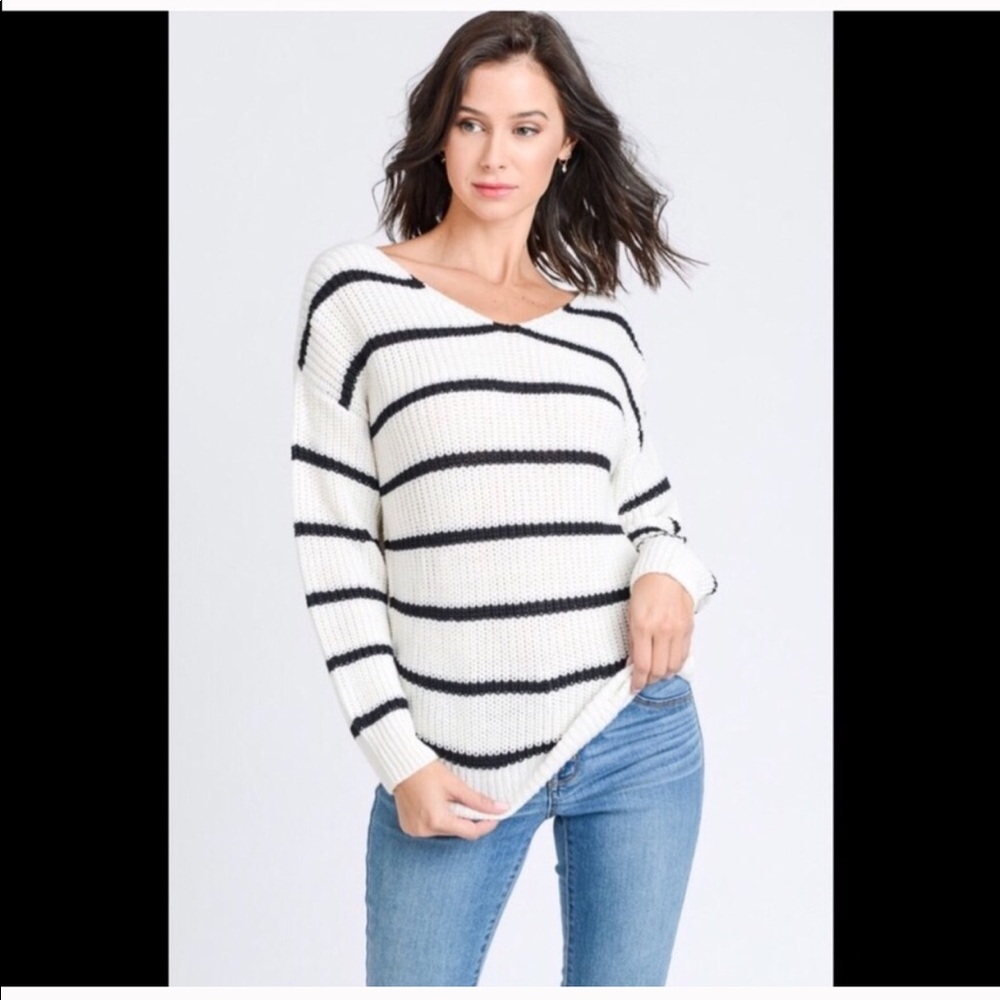 Twist back sweater *please read before purchase*